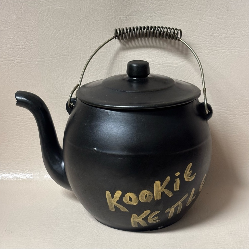 Vintage 1960 McCoy Pottery Teapot "Kookie Kettle" Jar Black